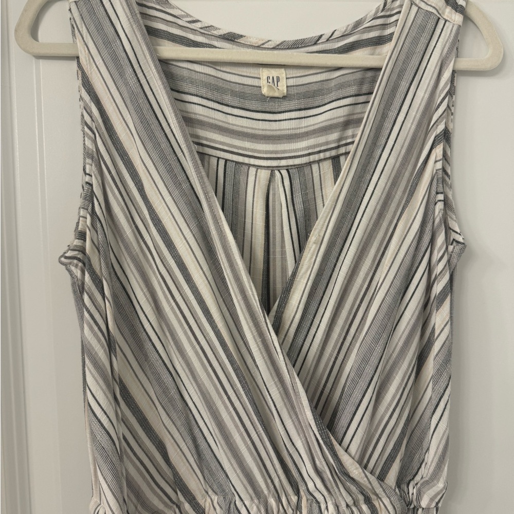 Gap romper - Picture 6 of 7